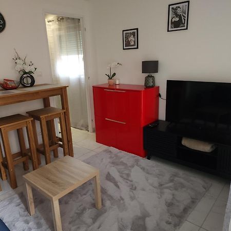 Agreable T2/Centre-Ville *10 Min Gare* Bourgoin-Jallieu Luaran gambar