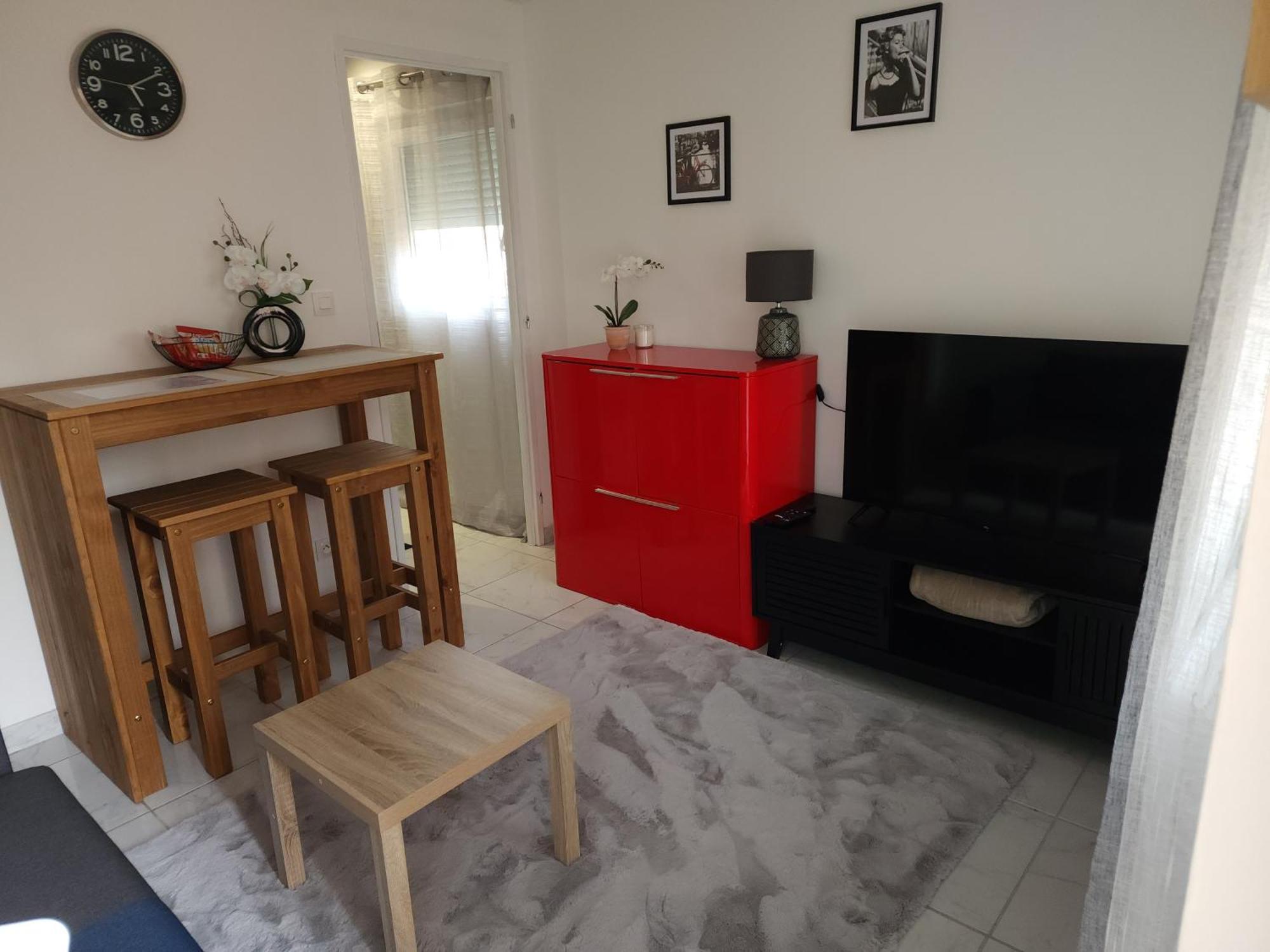 Agreable T2/Centre-Ville *10 Min Gare* Bourgoin-Jallieu Luaran gambar